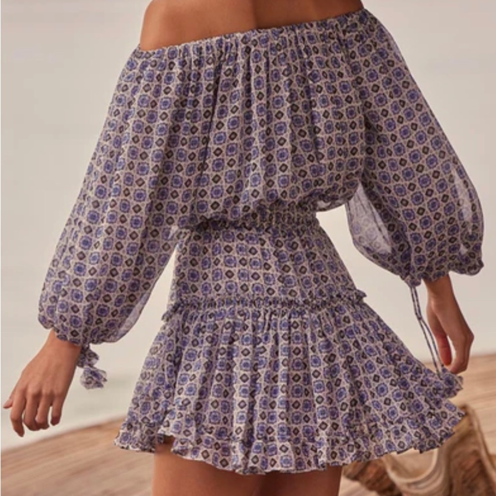 Misa Zonia Blue White Printed Short Flowly dress. Size Small